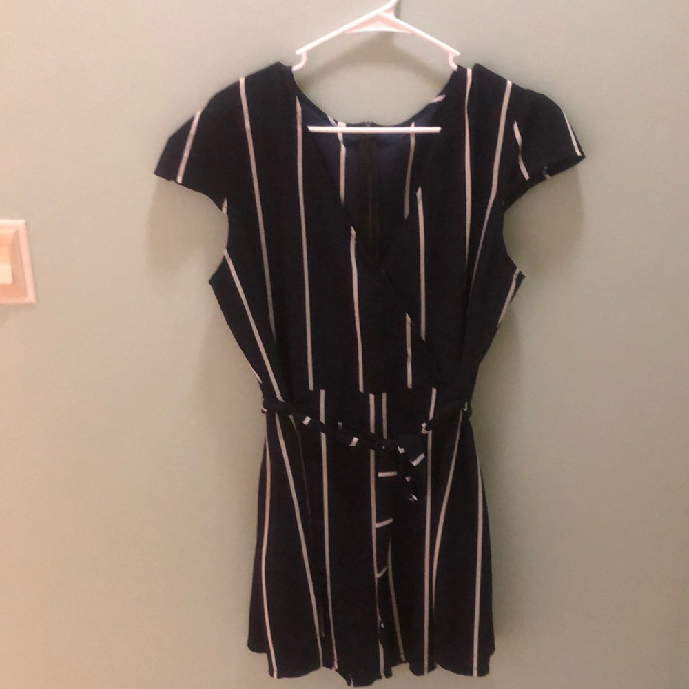 Navy blue and white striped romper from SHEIN. 1xl.